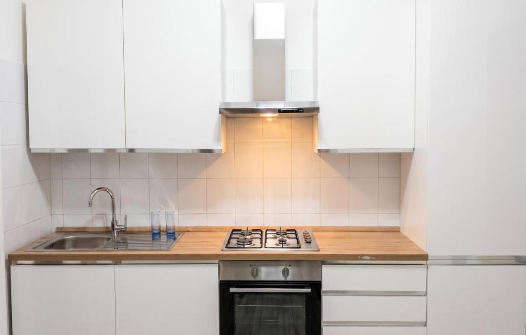 Spacious Apartment in Pescara, 120 m², Ideal for Families - 5