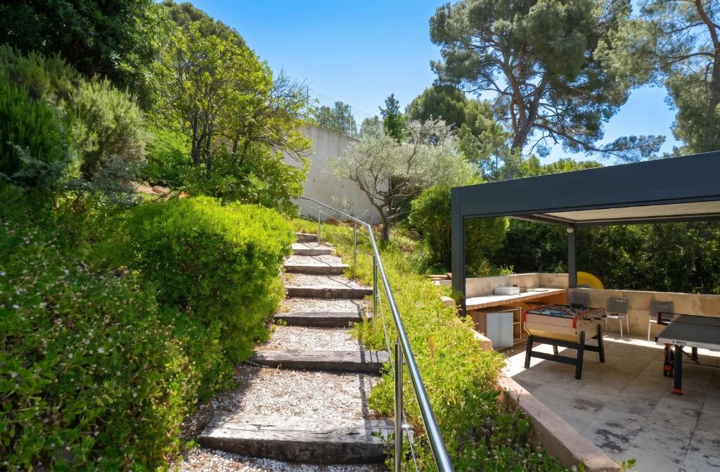 Rez-de-villa de 150 m2 privé dans un domaine clos privé de 3500 m2. - 4
