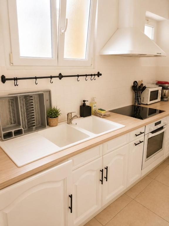 La Maison des Remparts, Comfort, AC & Balcony - 2