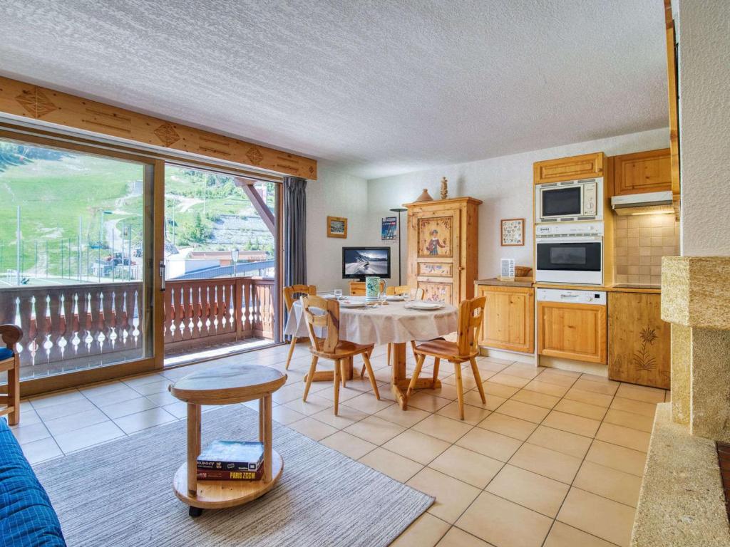 Appartement charmant au pied des pistes de Courchevel, parking inclus - FR-1-568-49 - 3