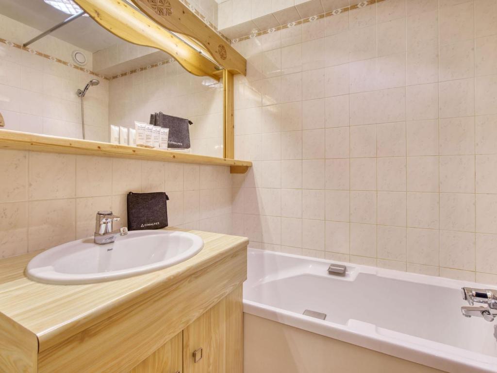 Appartement charmant au pied des pistes de Courchevel, parking inclus - FR-1-568-49 - 5