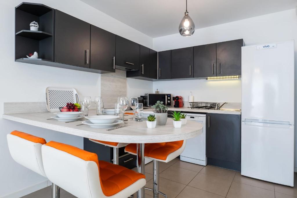 1-Br apartment swimming pool 100m from the beaches - 3