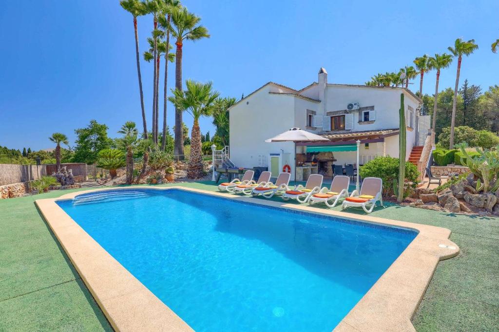 Villa Conxa Bisanyes by Villa Plus - 1