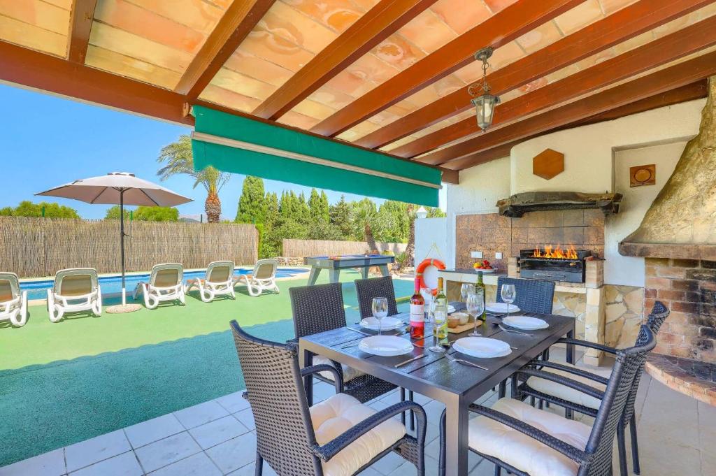 Villa Conxa Bisanyes by Villa Plus - 4