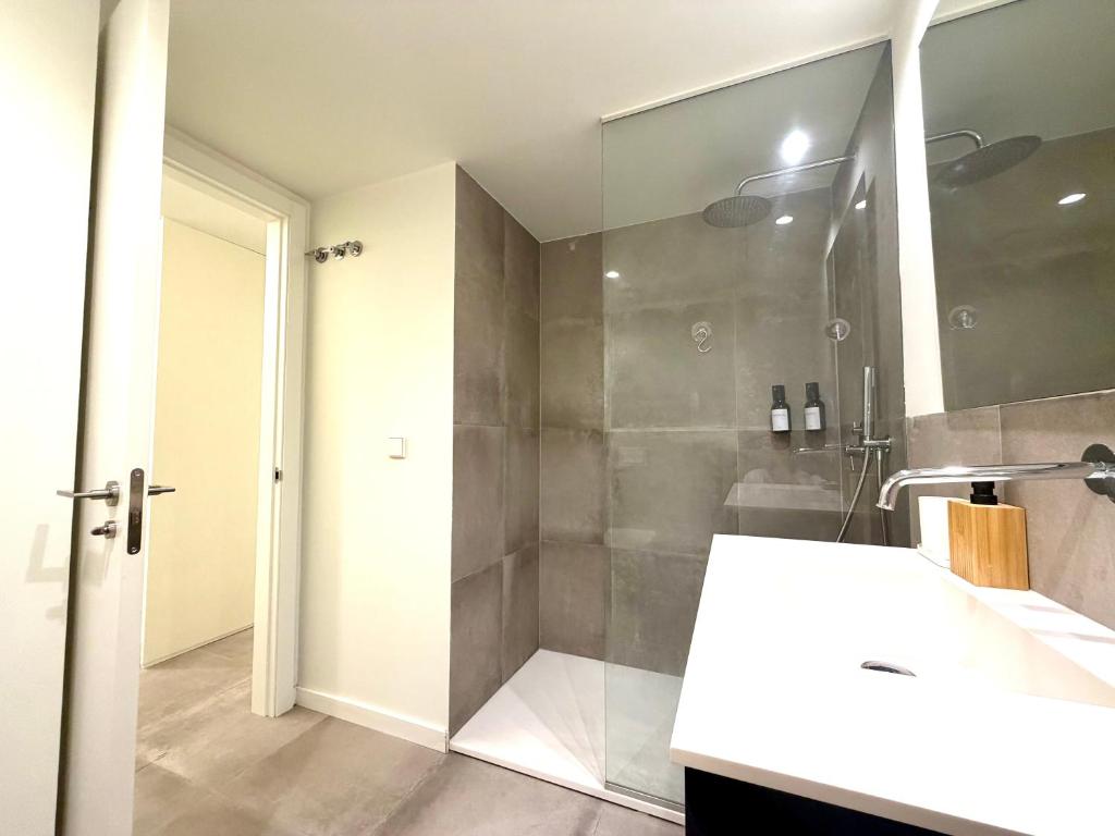 Convenient Valencia Studio Near Nou Mestalla & Metro - 3