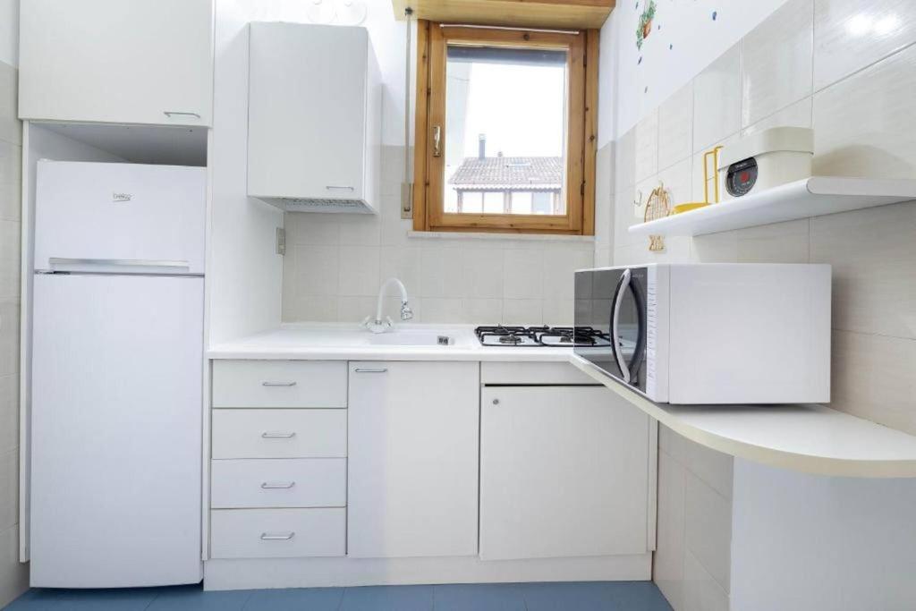 Charming 3-Bedroom Apartment in Riccione with Free Parking - 3