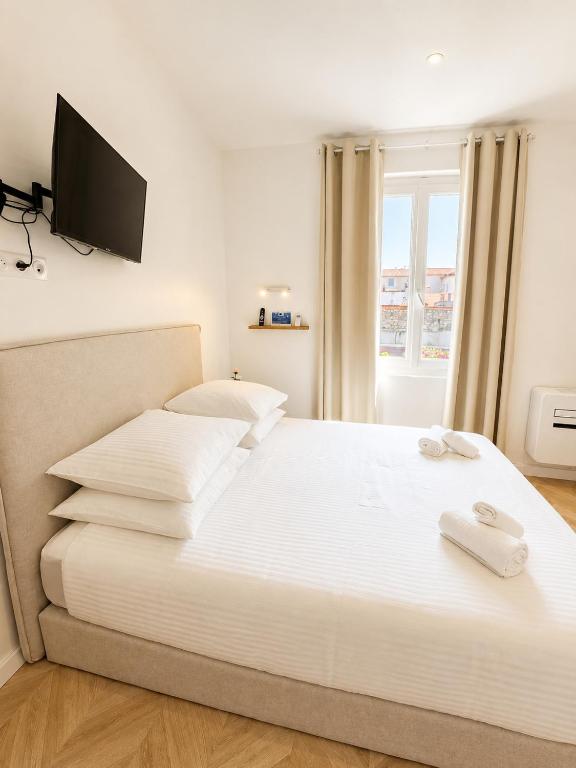 Joyau Prestige, Studio, 2P, AC, Coeur Vieil Antibes - 5
