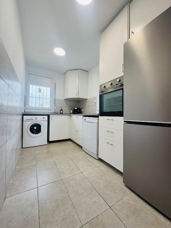 Exclusiva casa con vistas despejadas al mar y piscina privada - 4