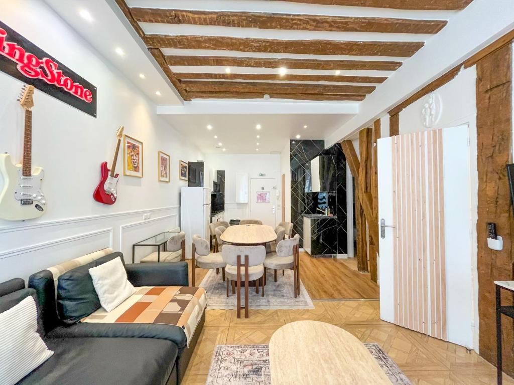 UrbanFlat 68 - Paris Center Rolling Stones Apartment - 5