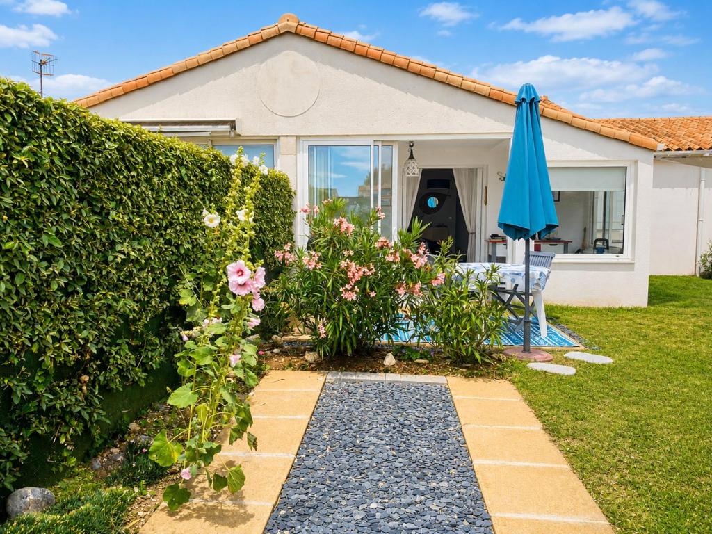 Maison à La Tranche-sur-Mer proche centre avec parking - FR-1-22-385 - 1