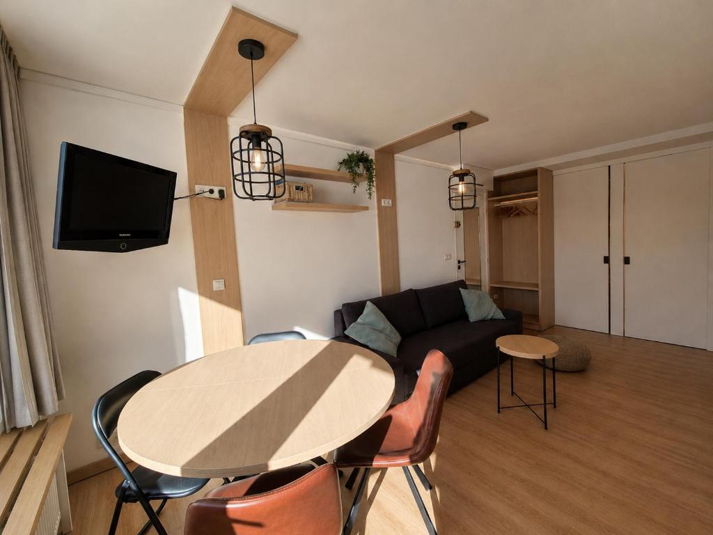 PLA 2 07 - Beautiful apt 4pers - Val Claret-Tignes- with garage - 3