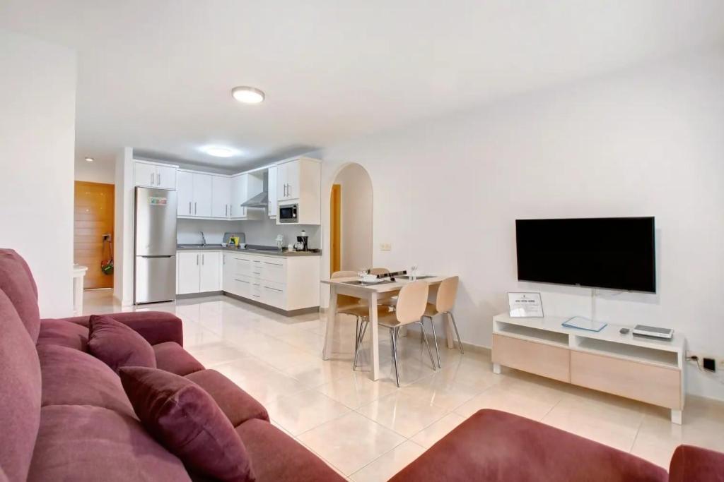 La Perla E35 by MEDANO RENTALS - 3