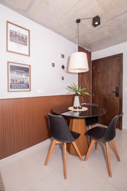 Chic First Del Sol Studio Near Restaurants & Shops - 5