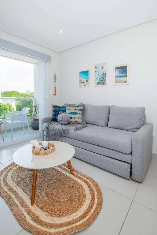 Comfortable 1BR with Pool & Gym Access - 3