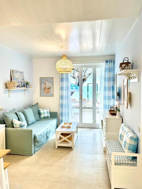 Beach House 3 - 1
