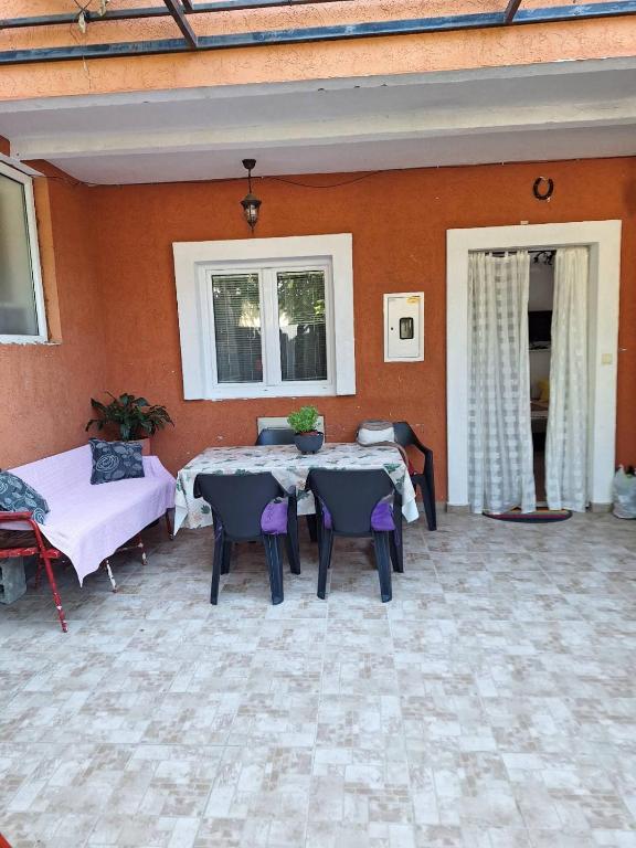 2bd Spacious Apartment in Sutomore with Terrace - 5