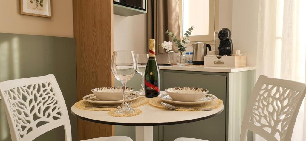 Salyn Apartments - The Heart of Tropea - Your Perfect Stay - 3