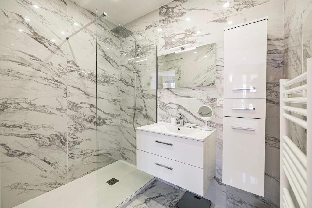54 LOR - 2-bedroom apartment Cannes Banane near the Palais - 5
