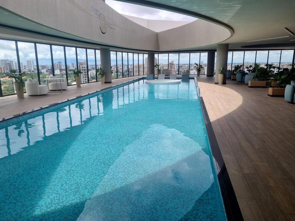Balcon piso 13 - Lujo - Piscina - Gym - Home Office - 3