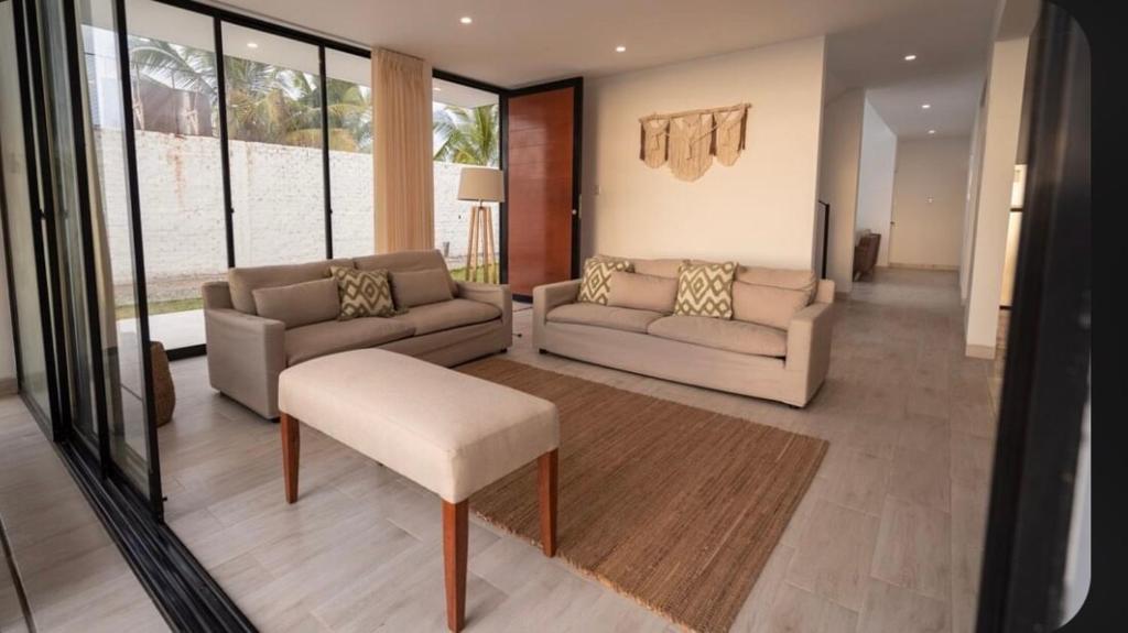 Las Velas Colán Luxury Beachfront House with Pool - 2