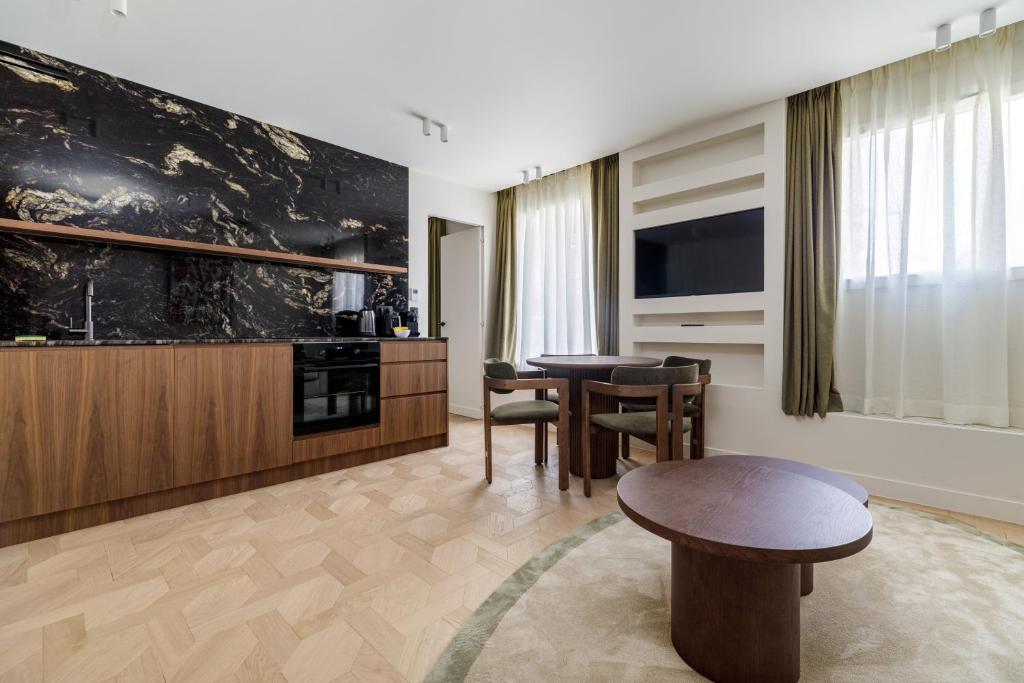 Cosy apartment with AC next to Champs Élysées - 3