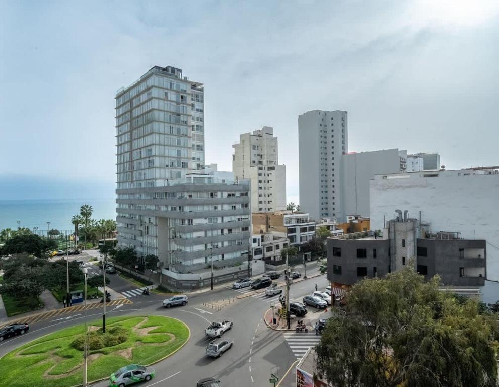 Sophisticated Design Apartment in Miraflores - 4