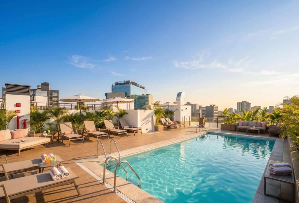 Luxury Loft Piscina & Vista Corazon de Miraflores - 1