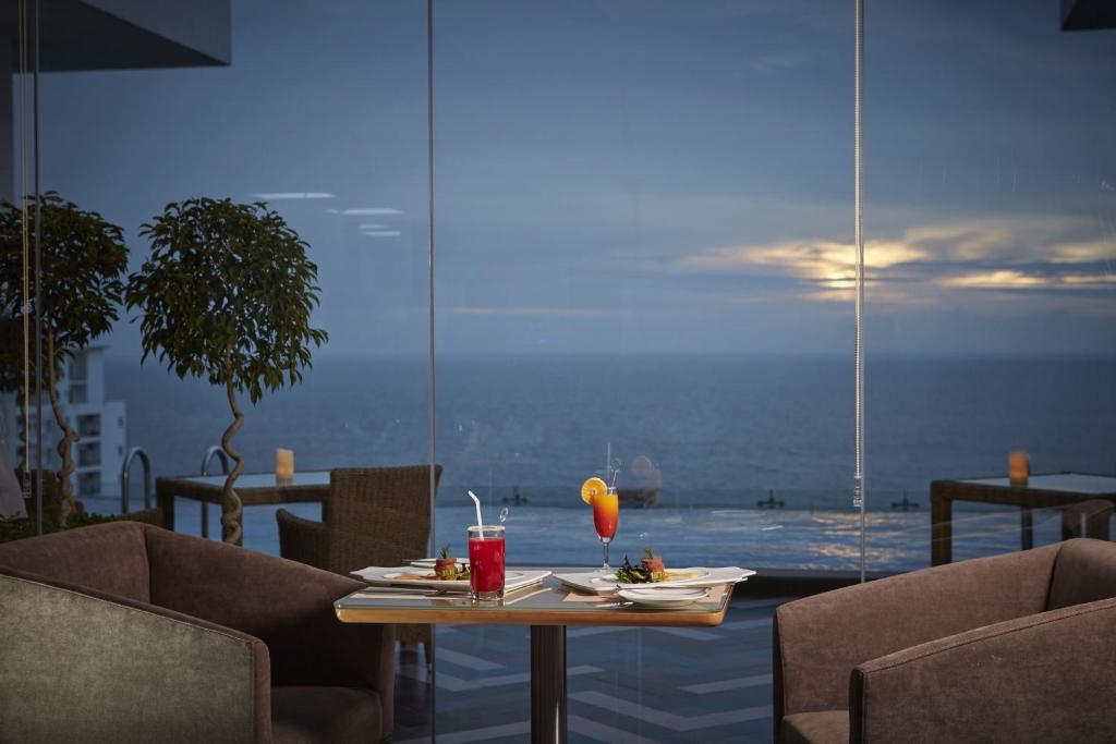 マンダリナ コロンボ (Mandarina Colombo) レストラン