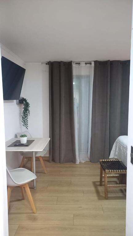 Apart Hotel Santiago City - 2