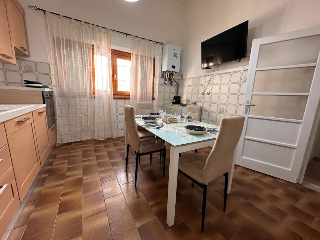 Casa ampia in Viale Belfiore, tram T1 T2, SMN station - 3