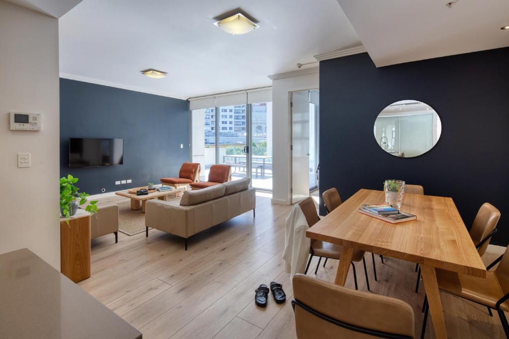Shared lounge/TV area