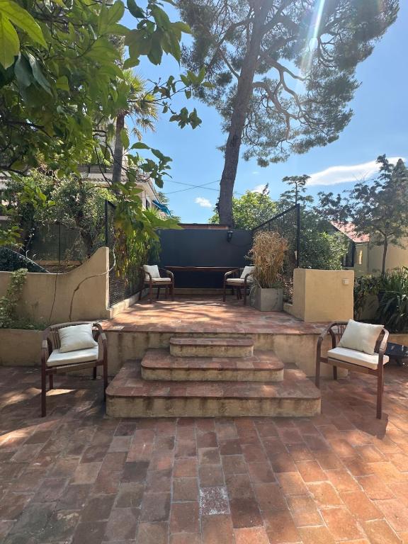 Historic Rooftop Villa Sea Views and LargeTerrace - 2