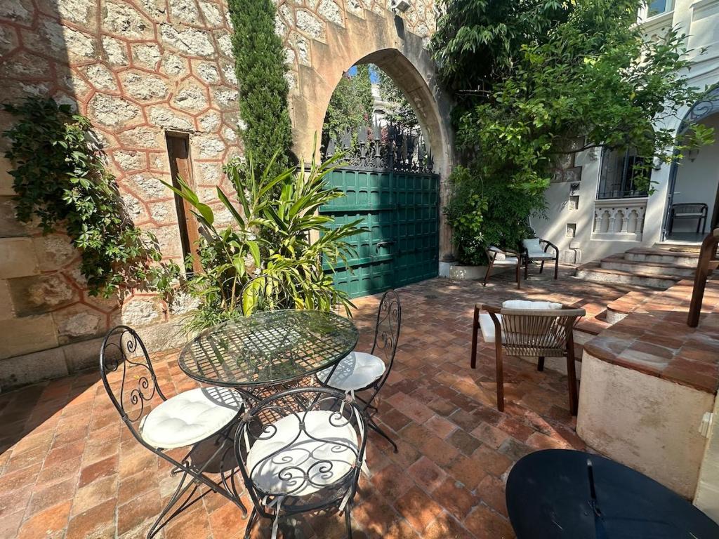 Historic Rooftop Villa Sea Views and LargeTerrace - 3