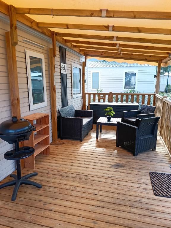 Bungalow moderne à Canet-en-Roussillon - 40 m² - Piscine - 2
