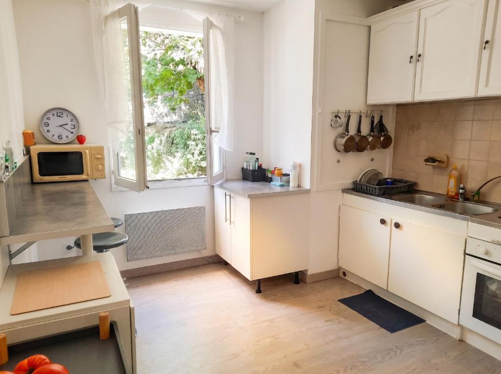 Appartement lumineux dans le centre de Digne-les-Bains avec balcon. - 4