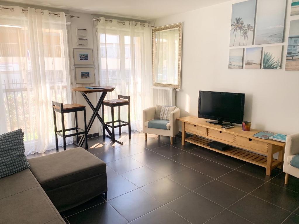 Appartement Moderne à Marseille avec Balcon et Vue sur Jardin - 3