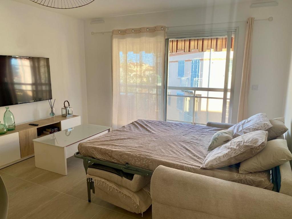Appartement trois-pièces Proche Mer - 2