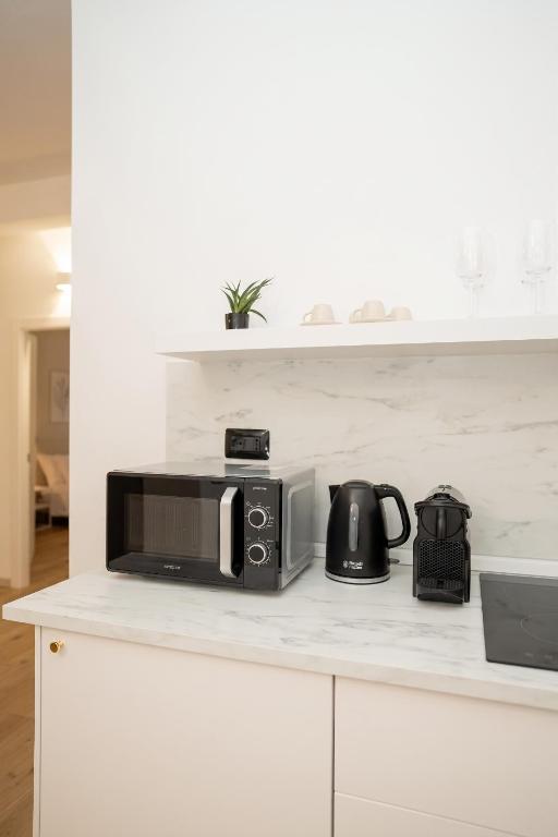 Bright apartment in Verona with private entrance and A/C - 4