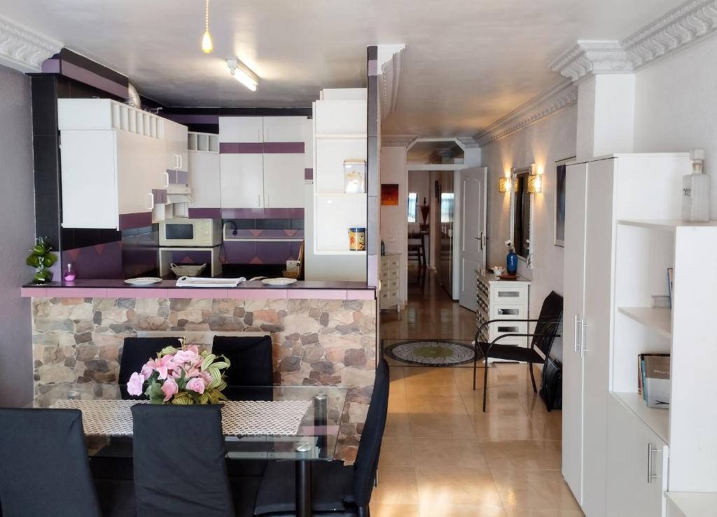 Spacious Apartment in Fuengirola - Sea View - 95 m² - 4