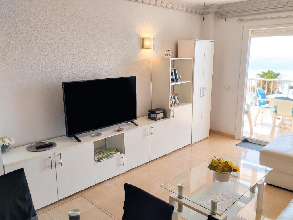 Spacious Apartment in Fuengirola - Sea View - 95 m² - 2