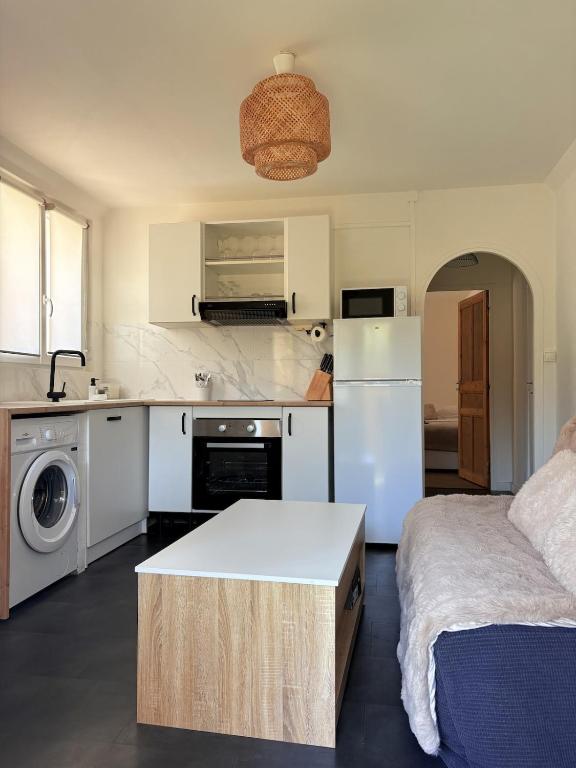 Logement cosy avec terrasse à Hyères, plages à 15 minutes - 1