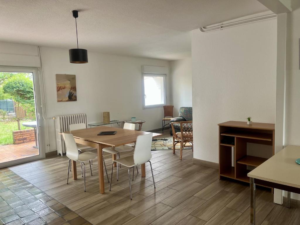 Maison pour 8 proche centre ville - 2
