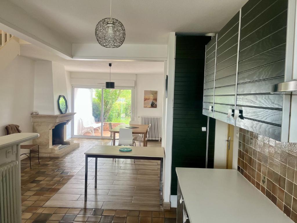 Maison pour 8 proche centre ville - 3