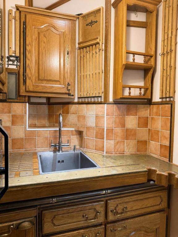 Lovely 1BR Apartment in Paris 17 Near Metro - 3
