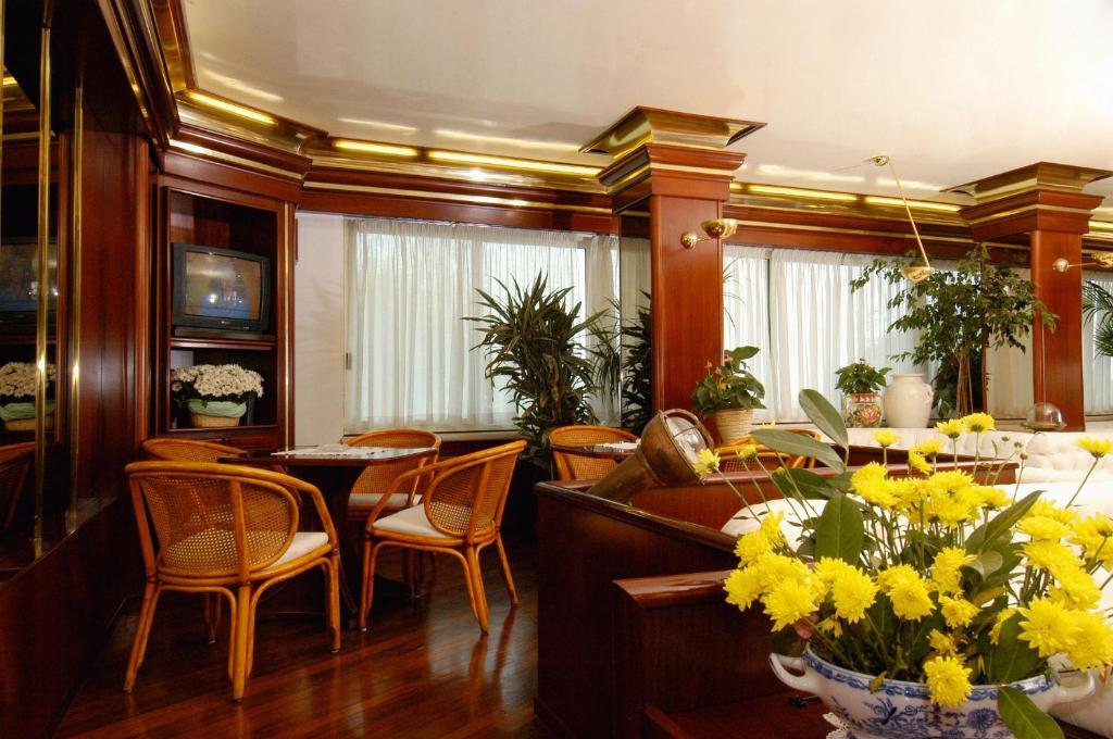Hotel Beny — Restauracje i bary in Jesolo, Wenecja Euganejska