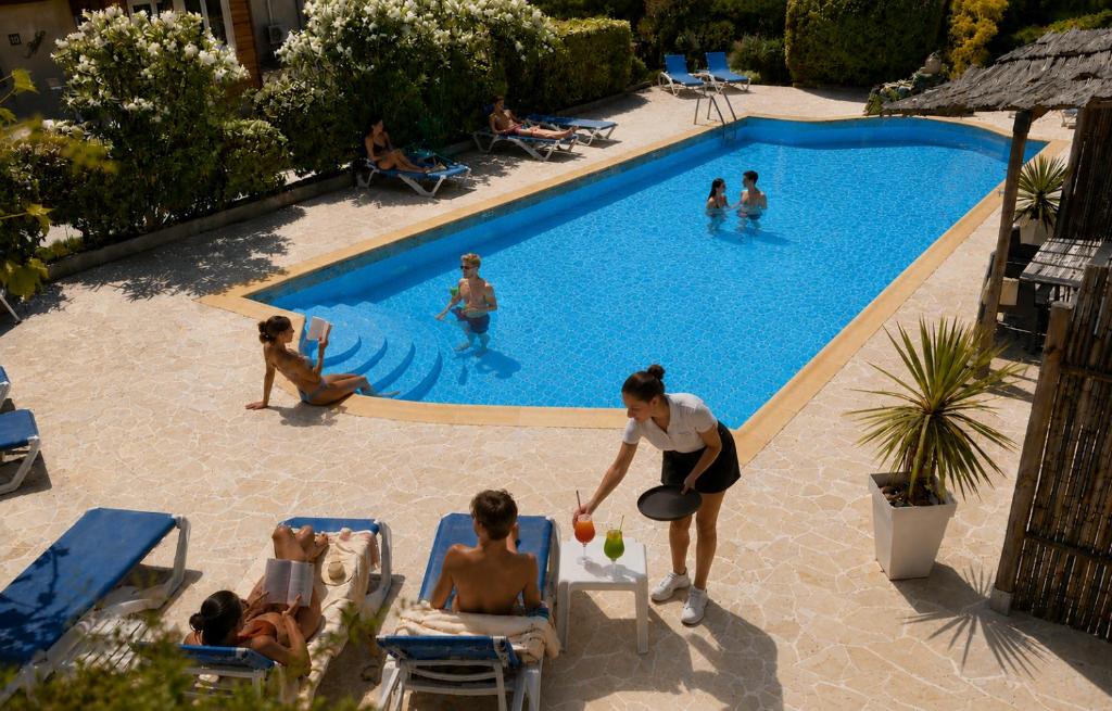 Les Jardins de Bormes, hôtel de charme et détente, espace bien-être avec sauna & jacuzzi - 1
