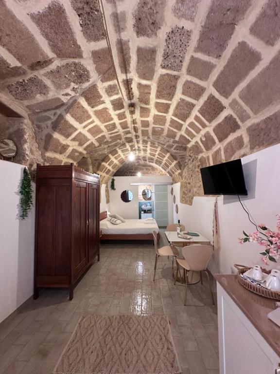 PRINCIPE UMBERTO 69 Luxury Home - 3