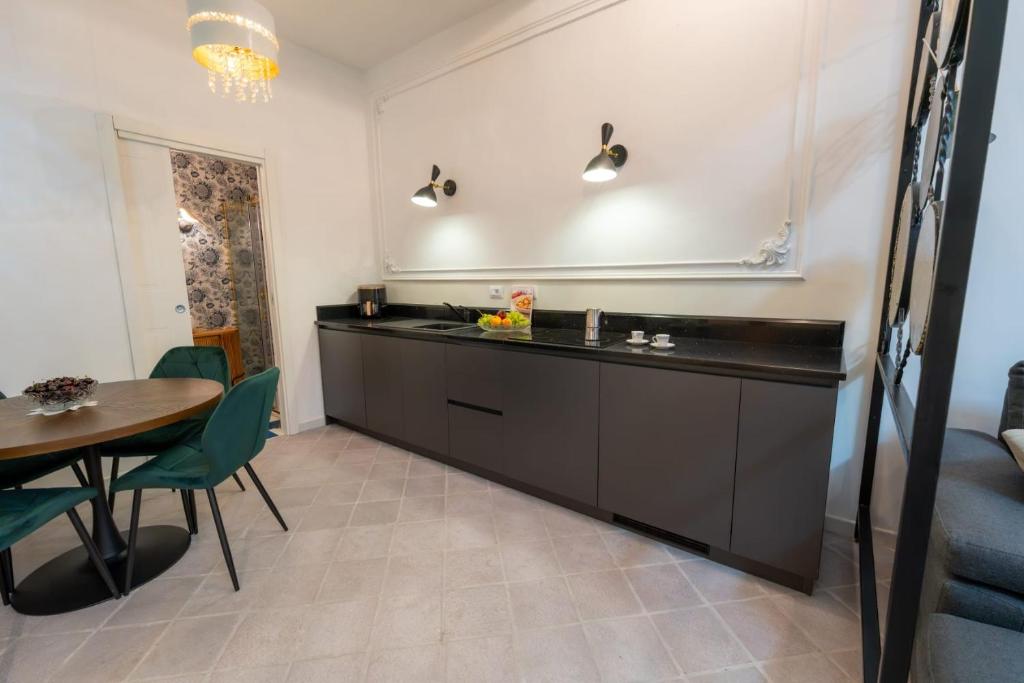 La casa di Mi- designer apartment in Chiaia - 4