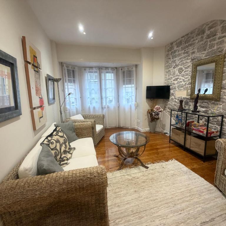 R2R - Tranquilo Apartamento en Gijón - 1A172 - 1