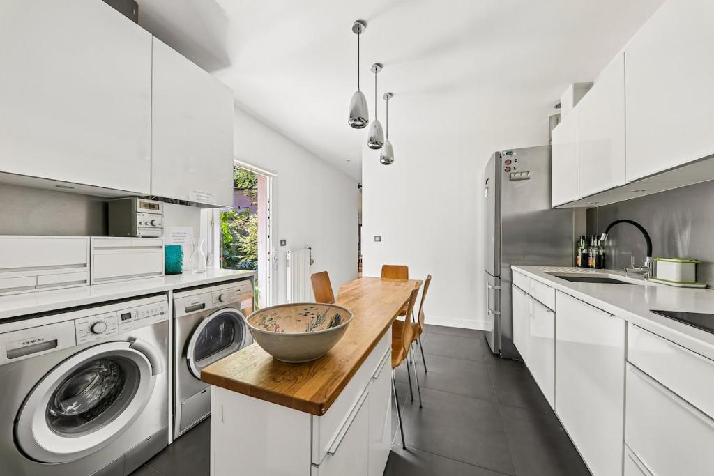 Charming townhouse with private garden - 2